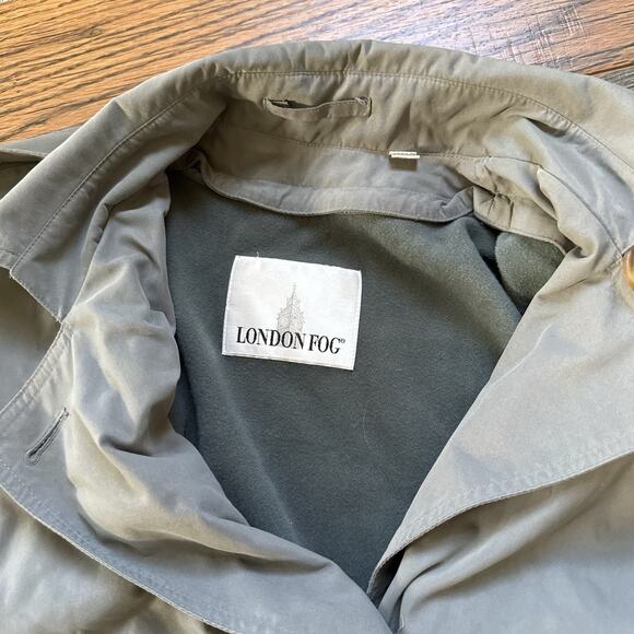 Vintage London Fog Trench Coat 8P Gray Suede Feel Zip Liner Belted Shoulder Pads - Picture 5 of 11